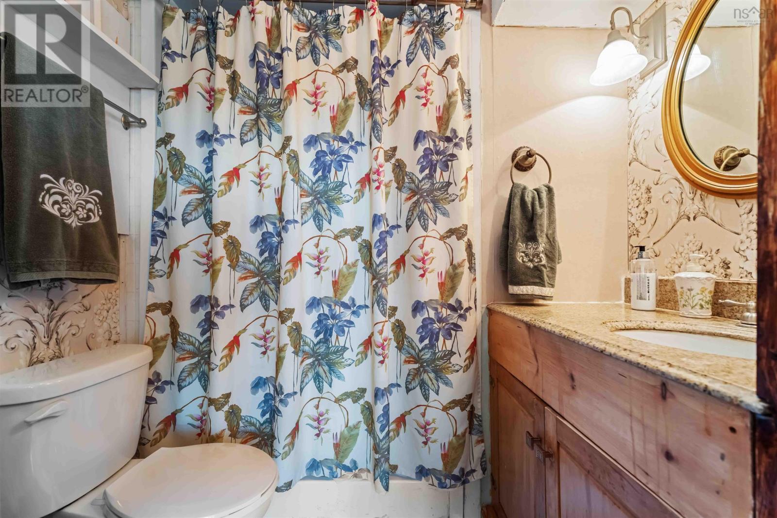 Property 27 of 50 of 3199 Brooklyn Street