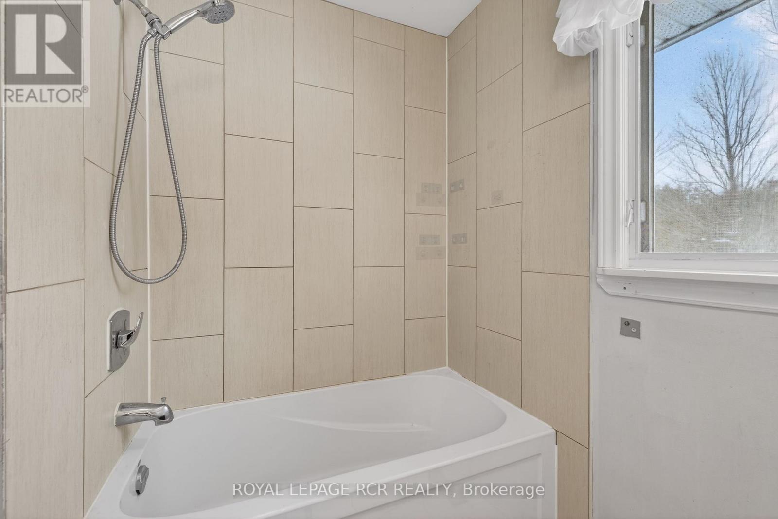 3 STARRVIEW CRESCENT - 20