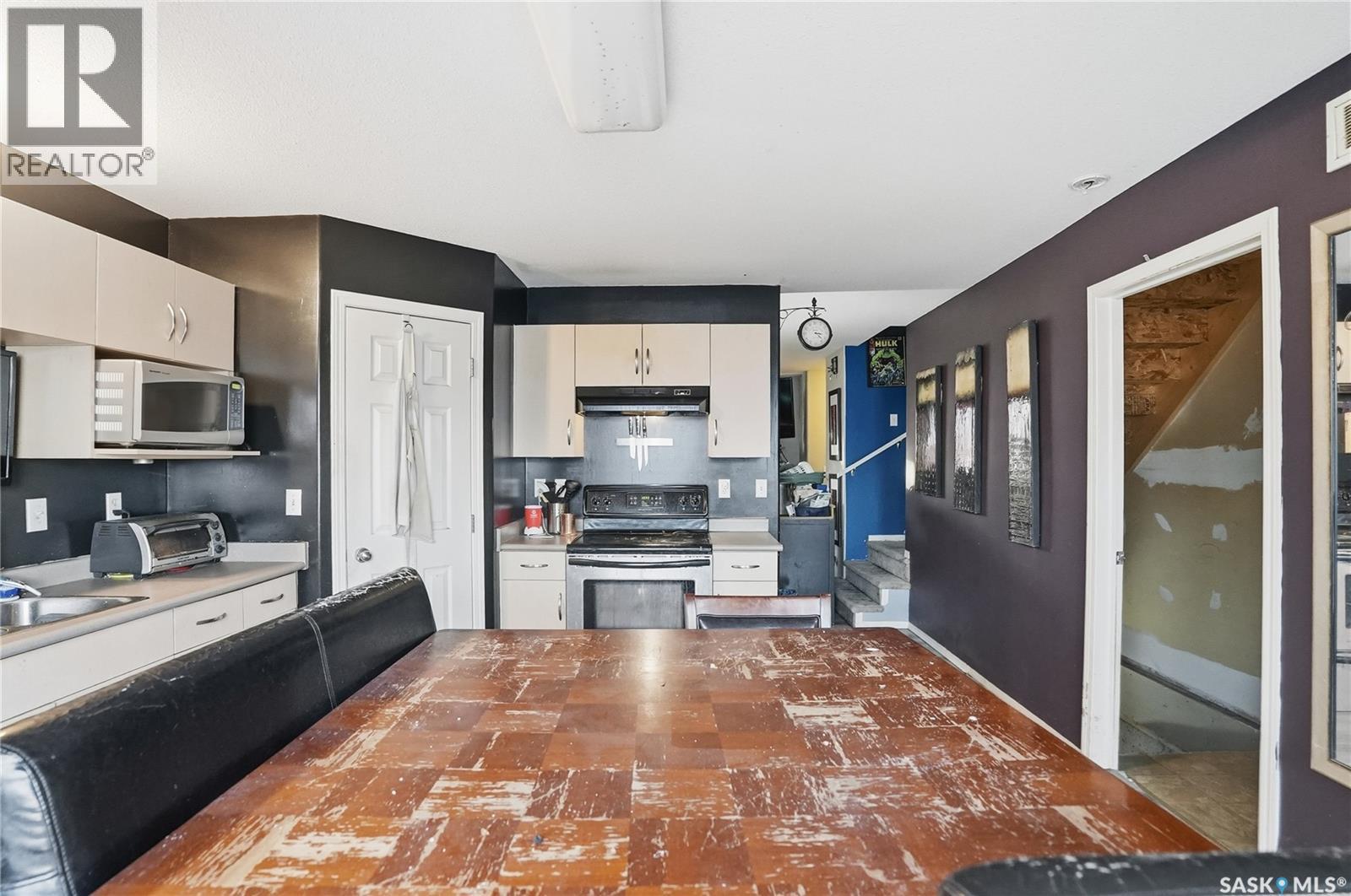 #3 802 K AVENUE N - 13