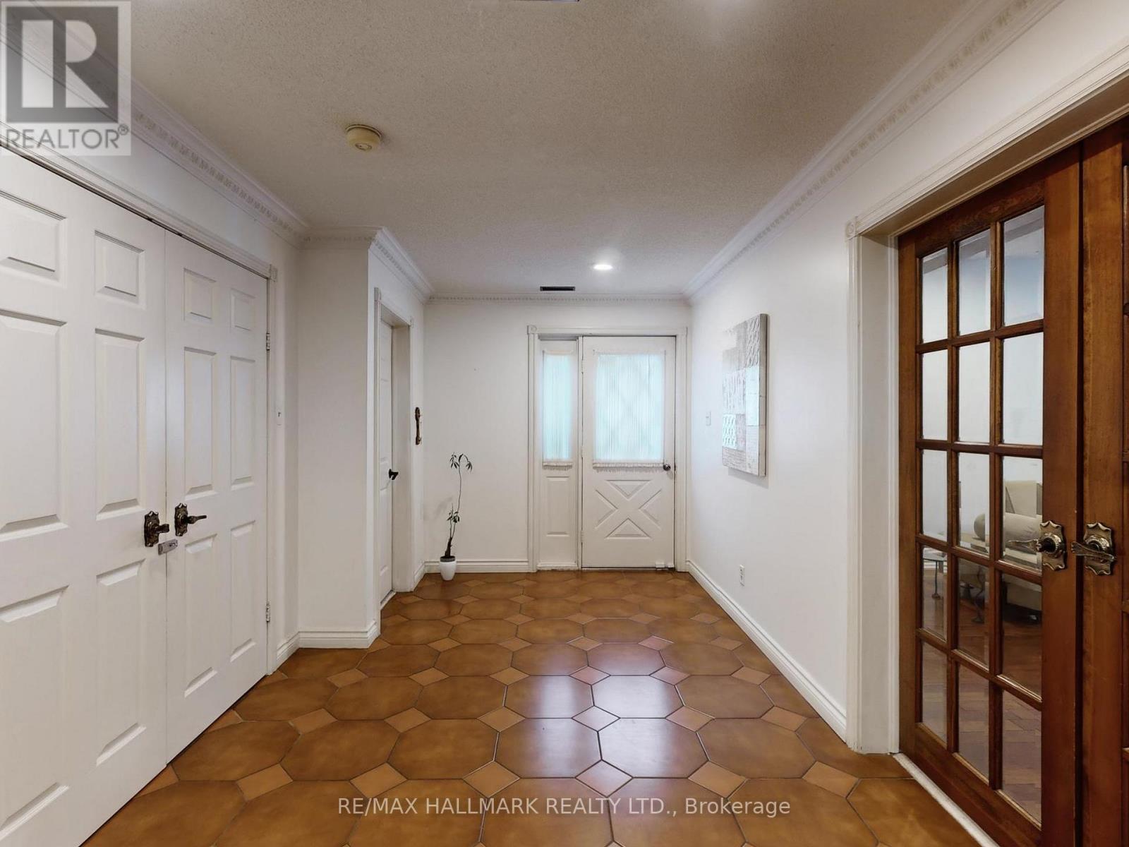 95 PEMBERTON ROAD - 13