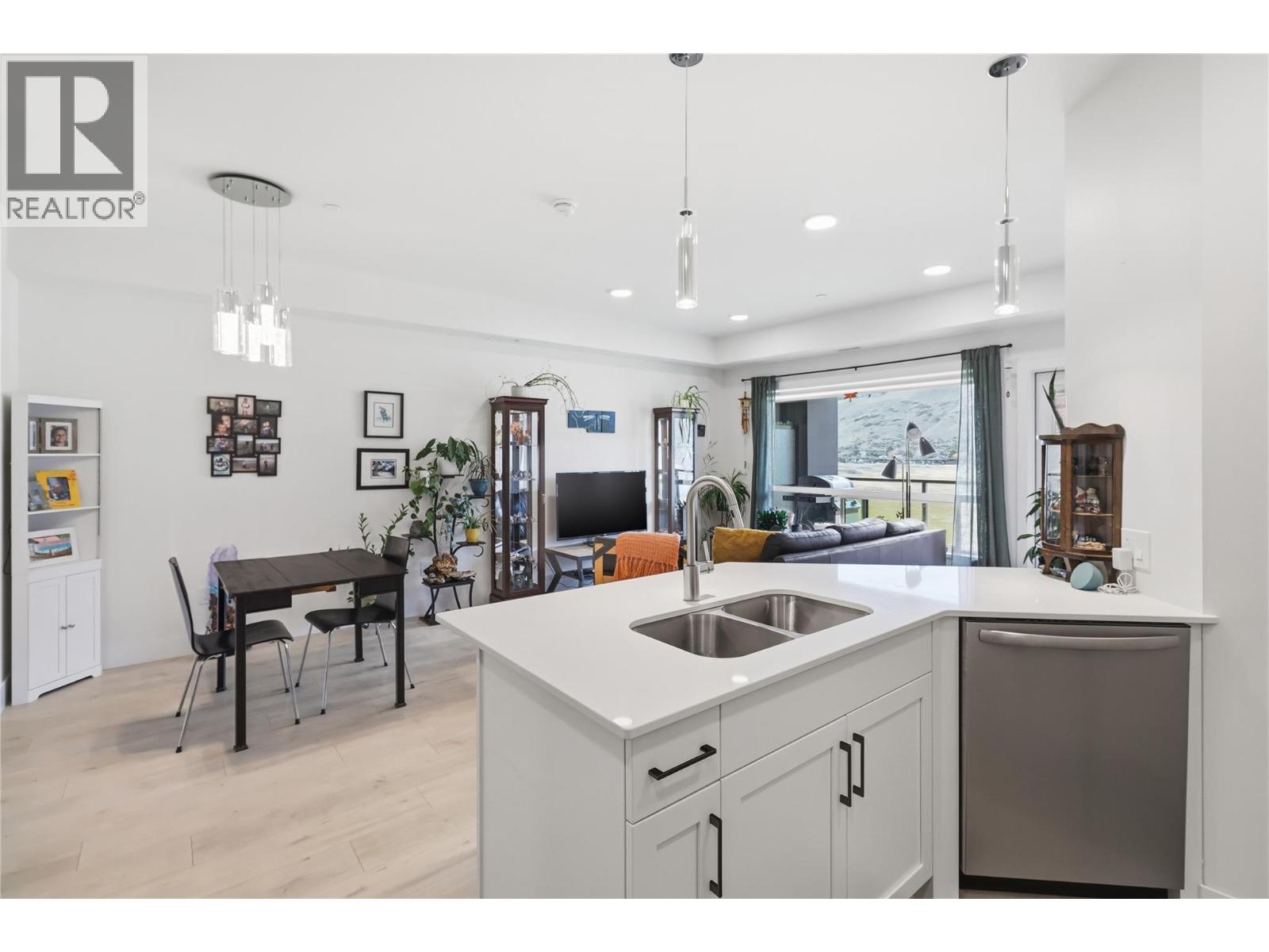 651 DUNES Drive Unit# 209, Kamloops