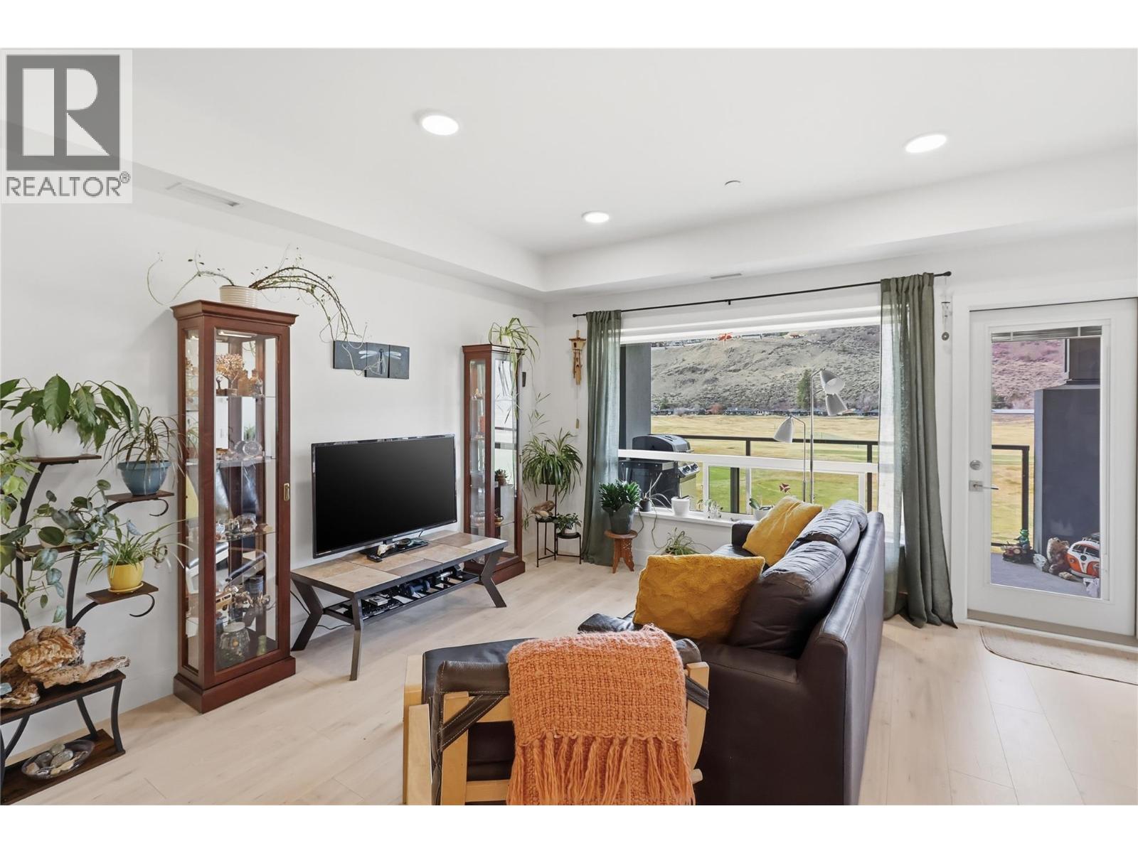 651 DUNES Drive Unit# 209, Kamloops