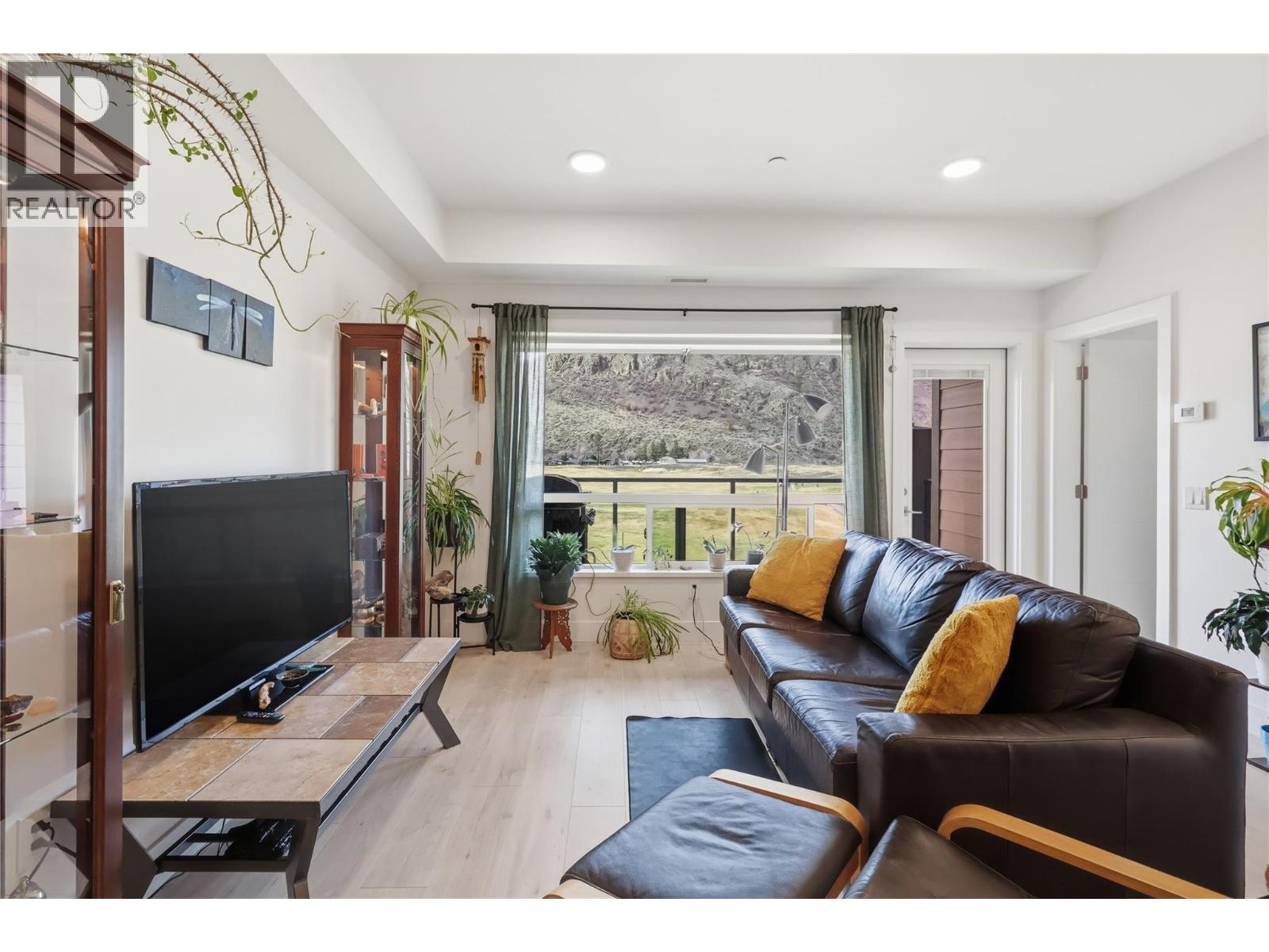 651 DUNES Drive Unit# 209, Kamloops