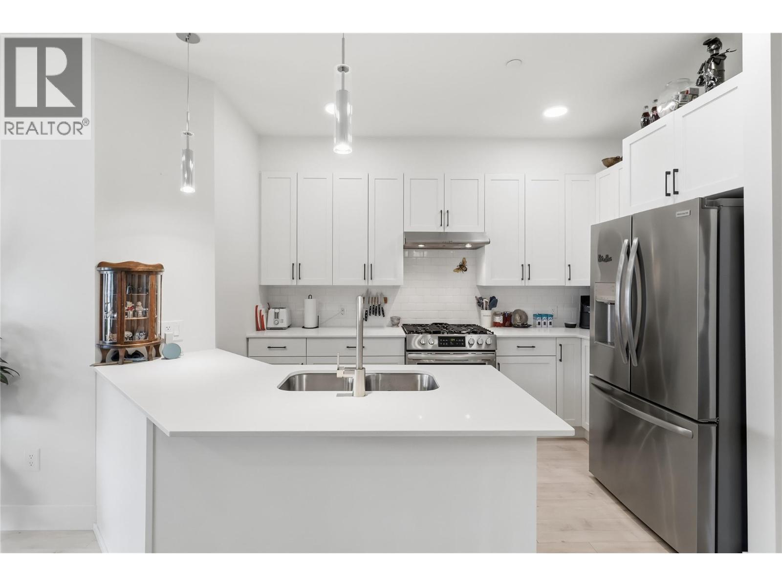 651 DUNES Drive Unit# 209, Kamloops