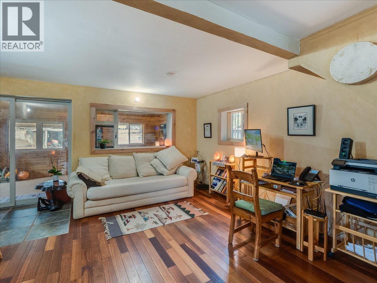 7515 Broadwater Road - 27