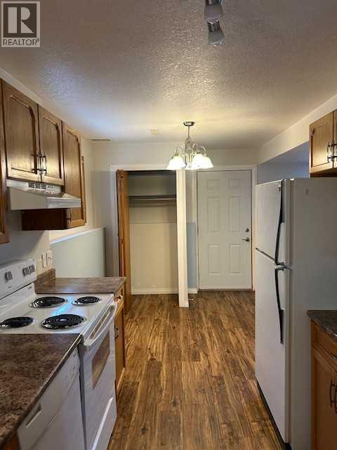 3313 50 Avenue, Sylvan Lake