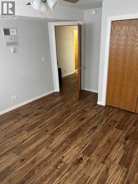 3313 50 Avenue, Sylvan Lake