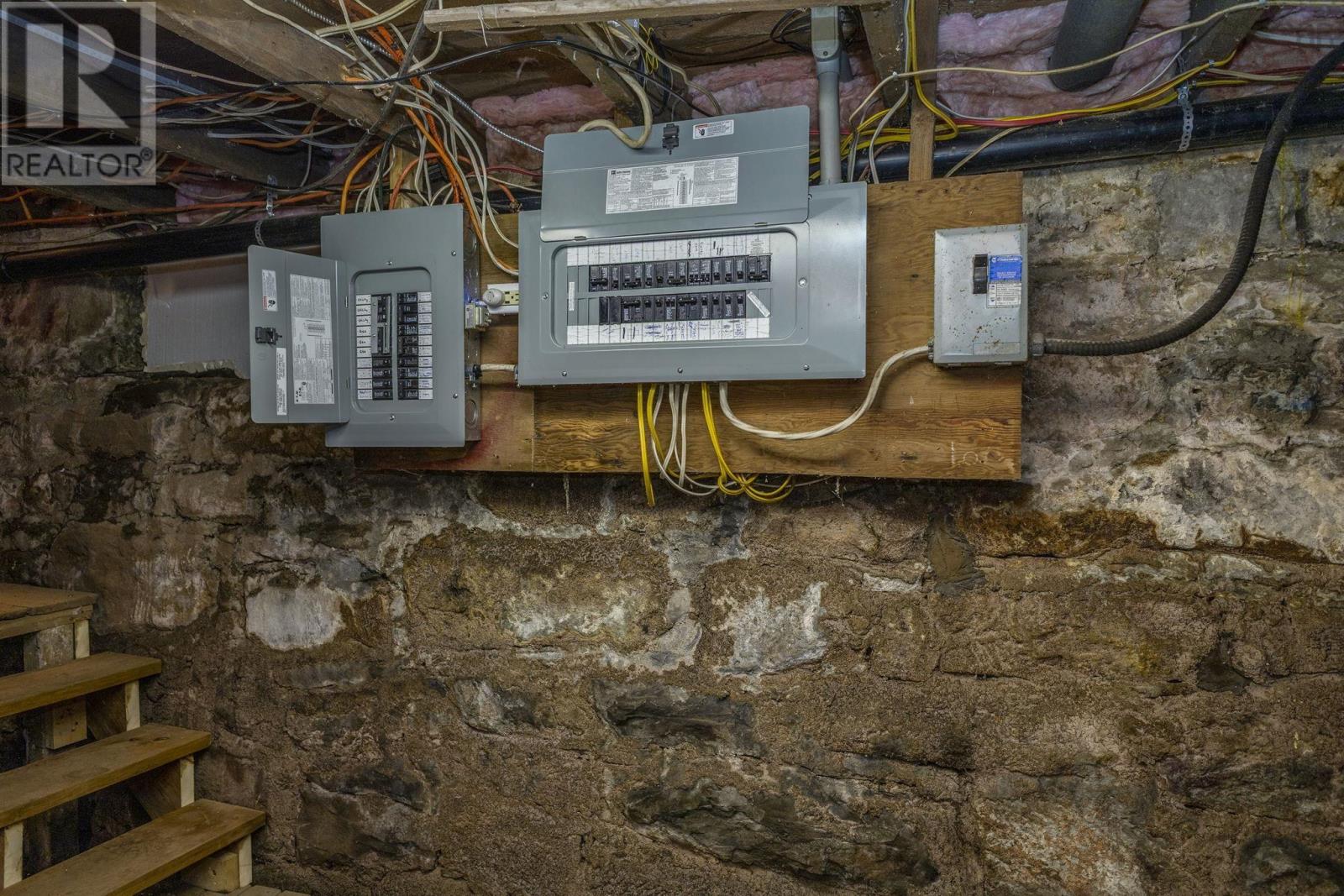 Property 35 of 44 of 43 Harris Road