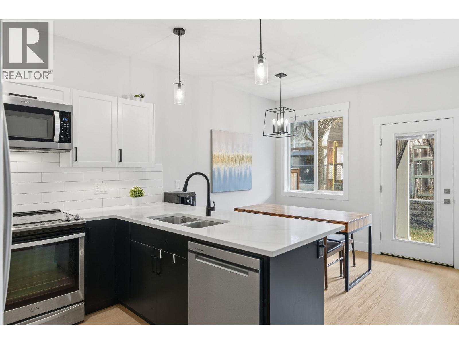 1999 15 Avenue Unit# 6, Vernon