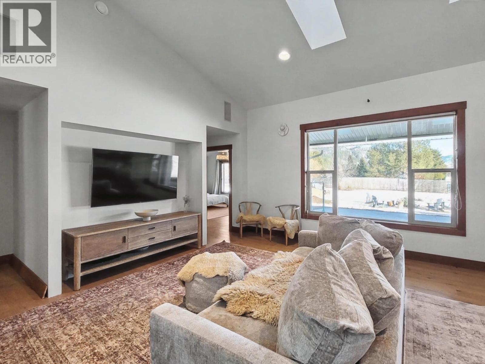 8170 PLOTNIKOFF ROAD - 17