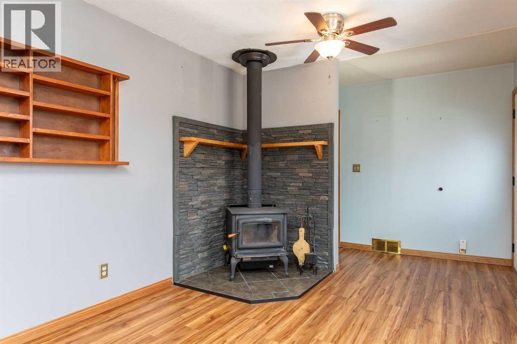 4731 48 Avenue, Lacombe