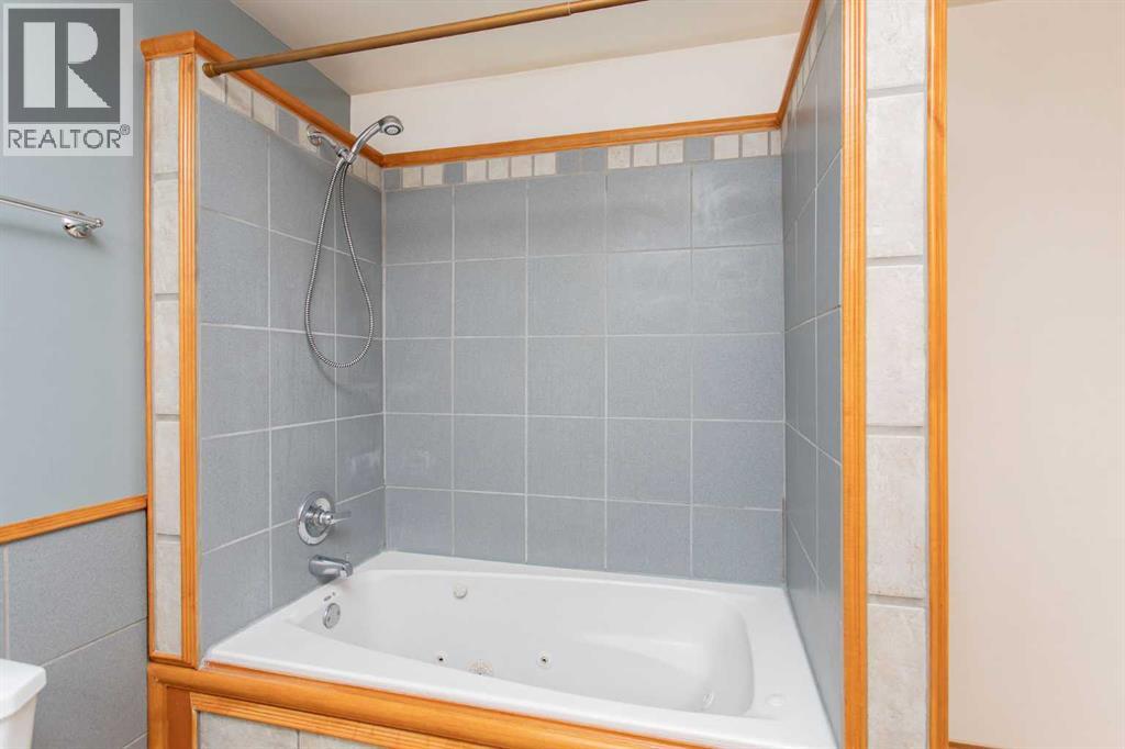 4731 48 Avenue, Lacombe