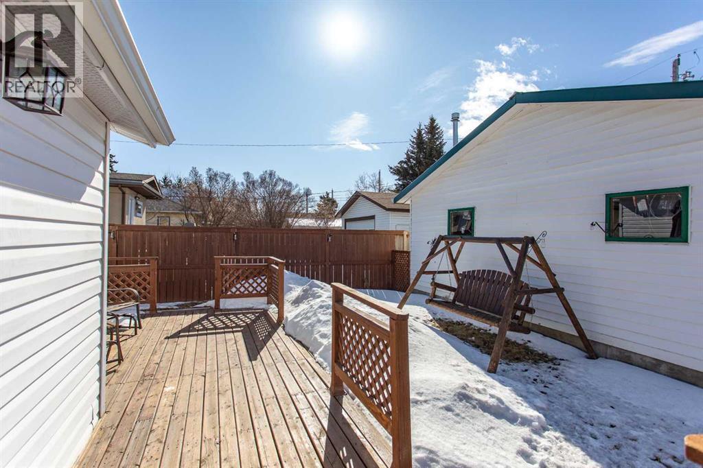 4731 48 Avenue, Lacombe