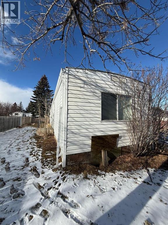 Single Family House Bungalow for Sale in  Huntstrom Drive NE Huntington Hills Calgary 