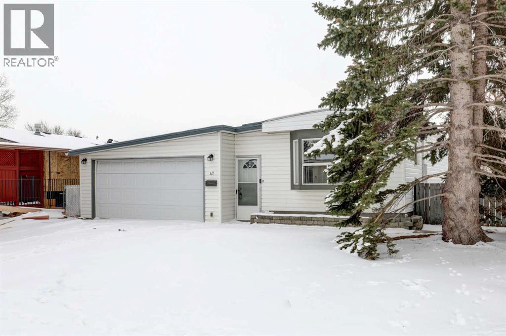 Single Family House Bungalow for Sale in  Huntstrom Drive NE Huntington Hills Calgary 