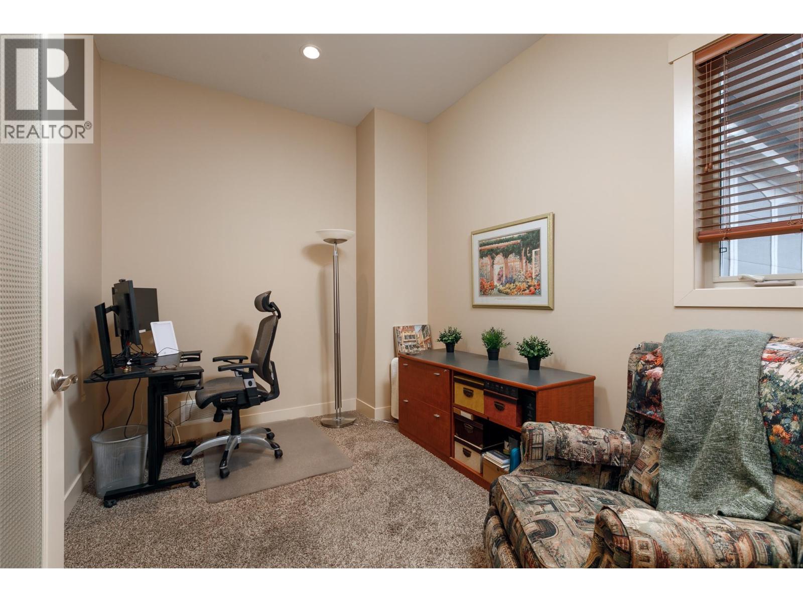 742 Crozier Avenue, Kelowna