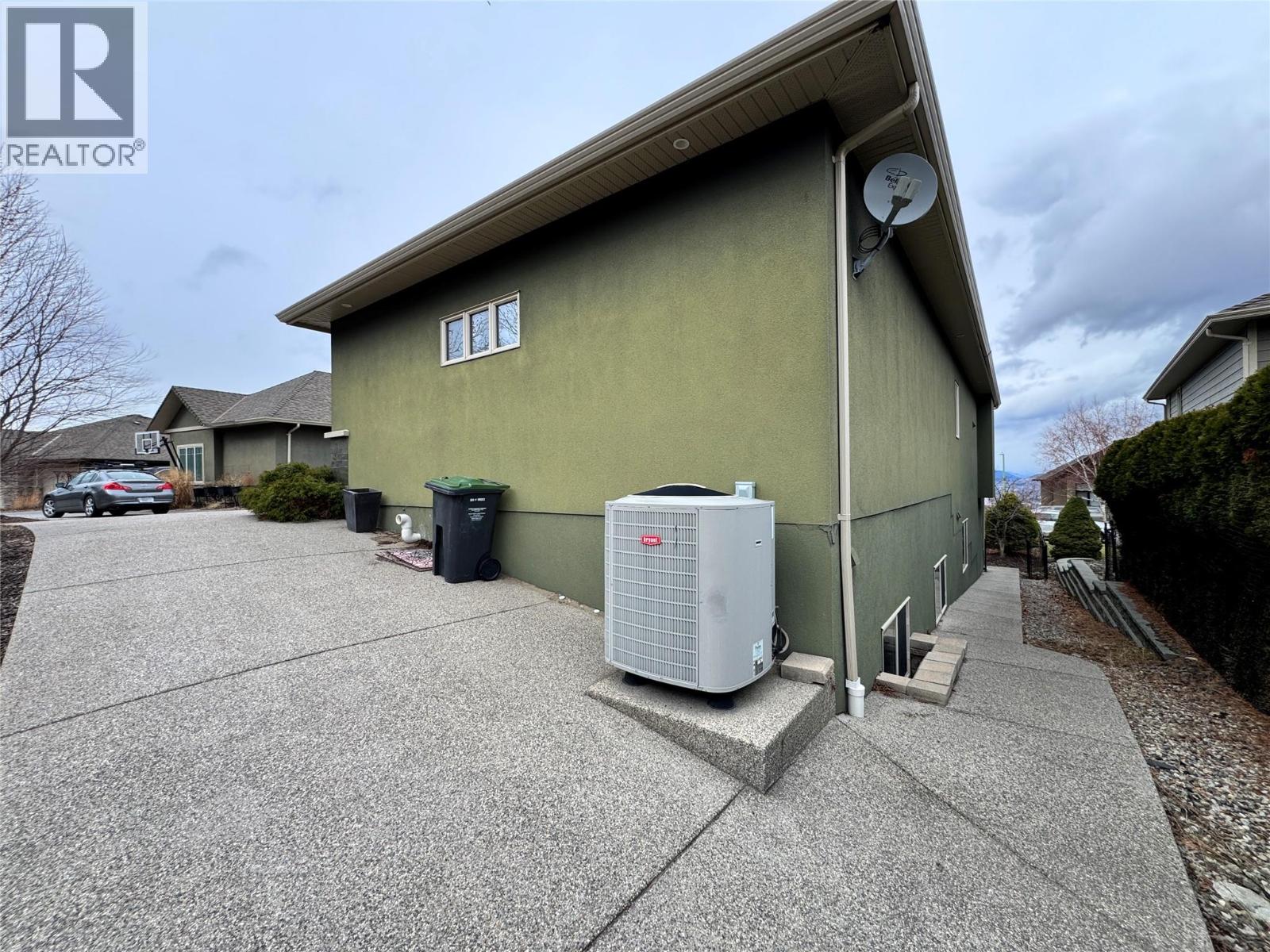 742 Crozier Avenue, Kelowna