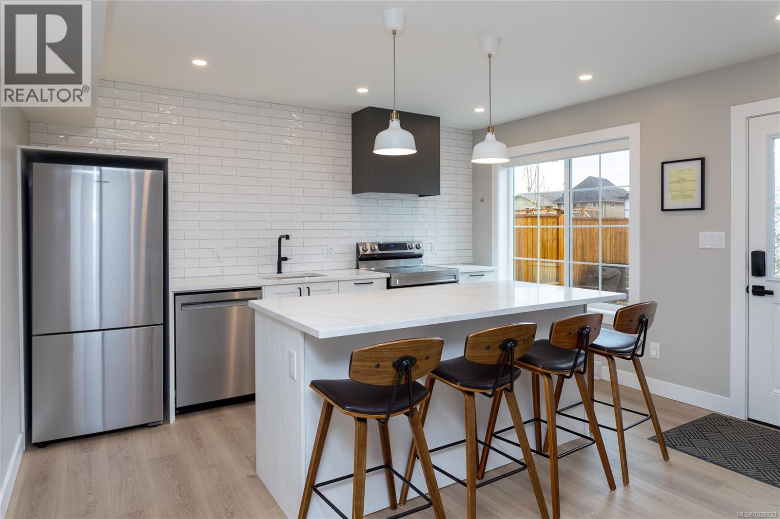 3453 SANDPIPER ST - 32