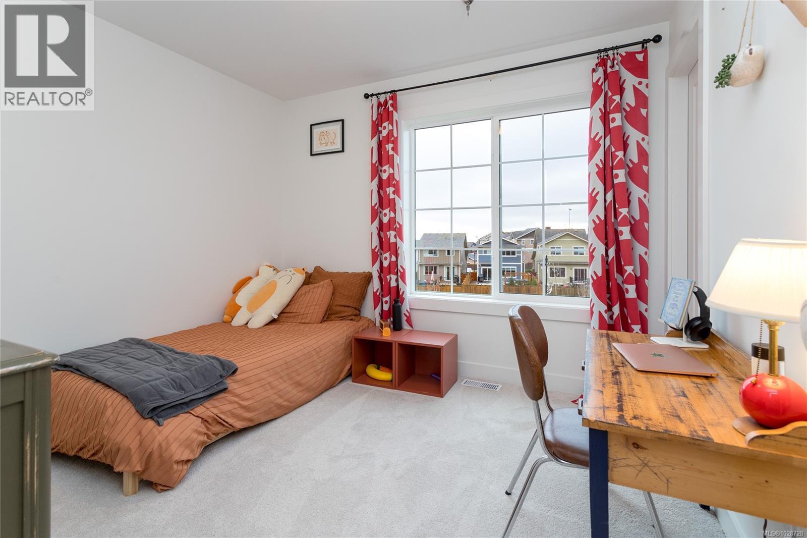 3453 SANDPIPER ST - 24