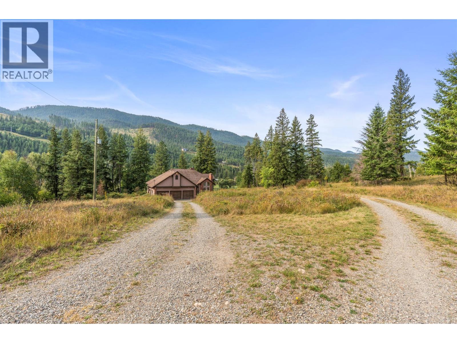 995 SHUSWAP RIVER DRIVE - 51