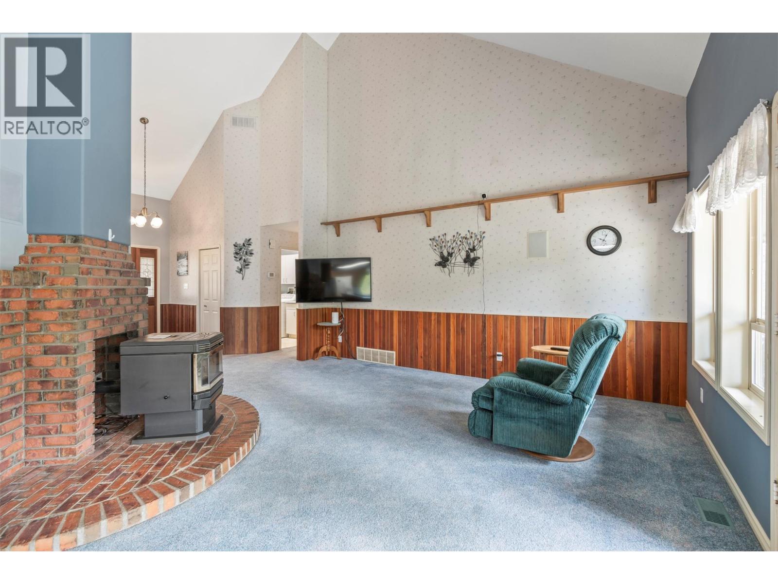 995 SHUSWAP RIVER DRIVE - 29