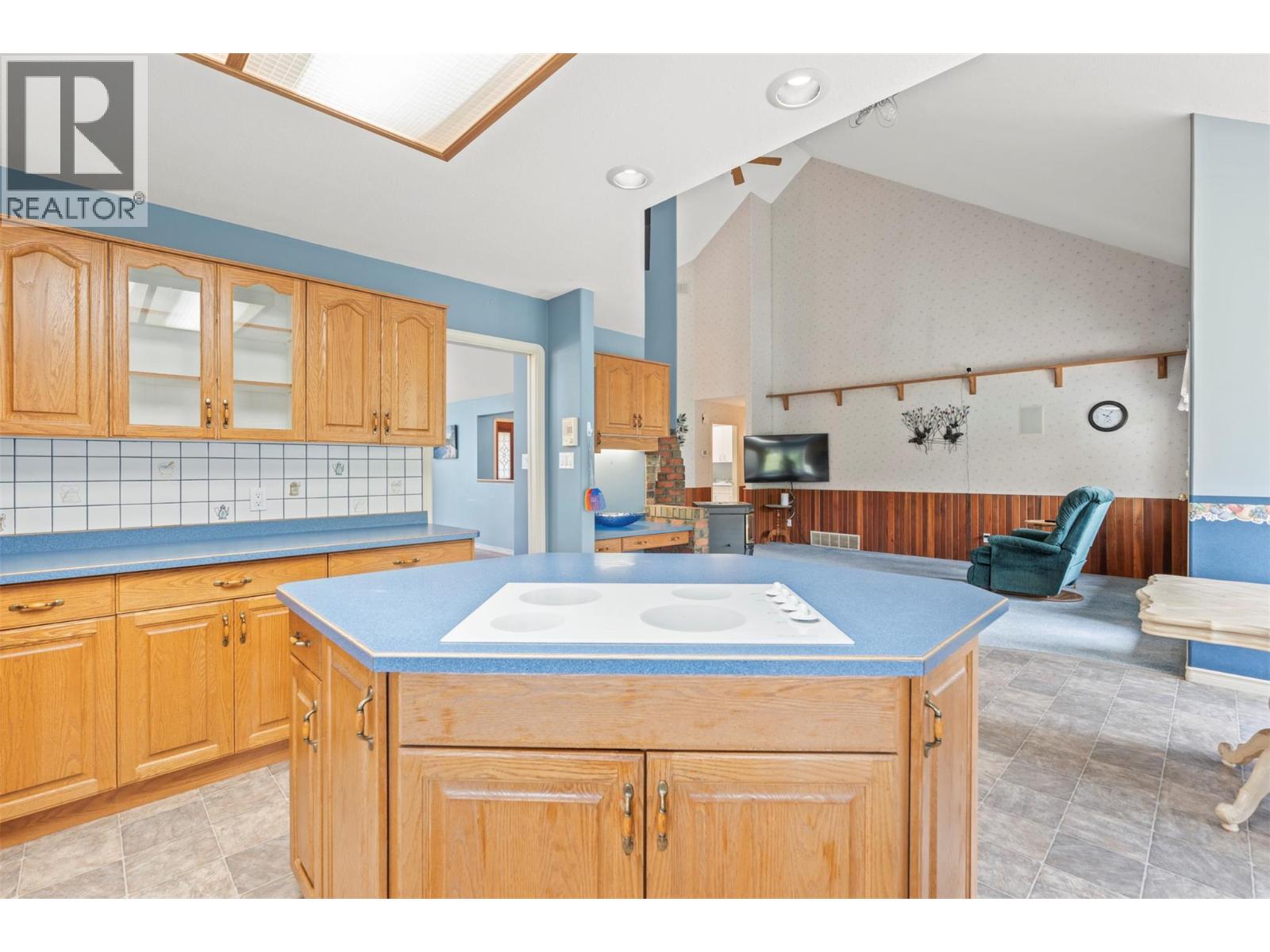 995 SHUSWAP RIVER DRIVE - 37