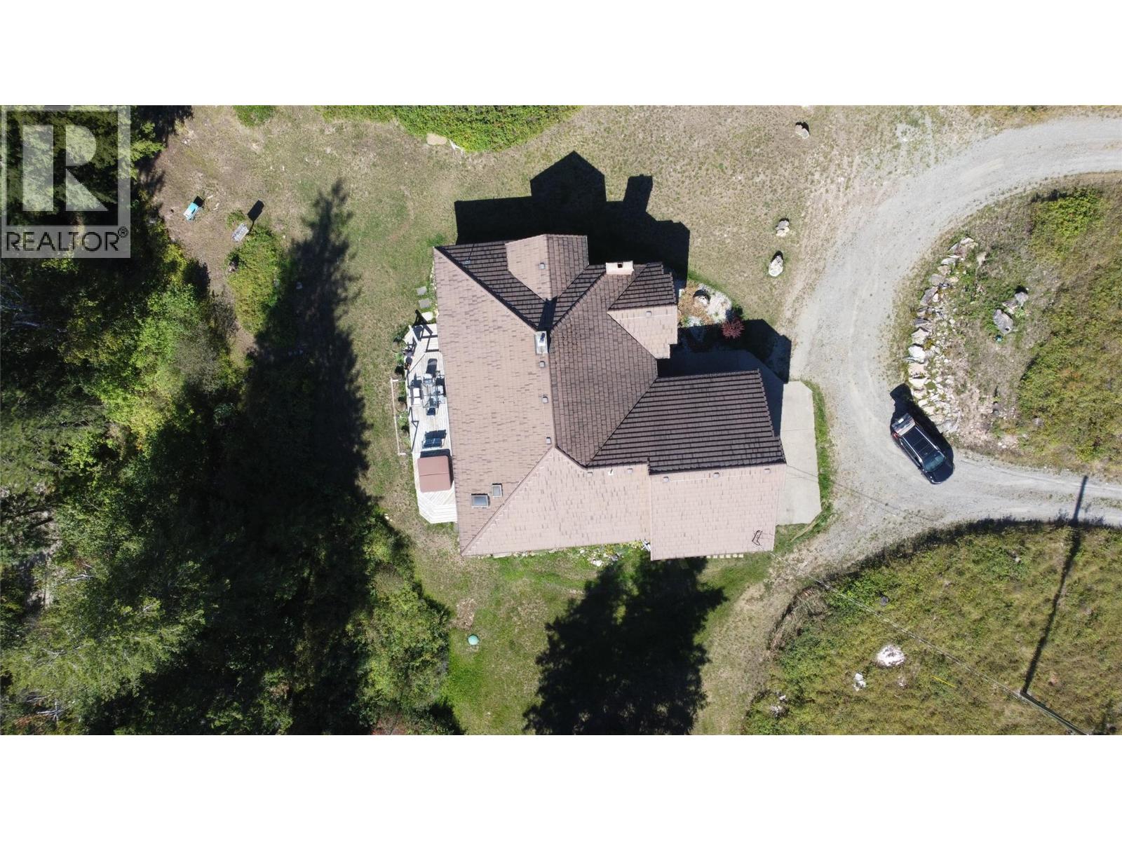995 SHUSWAP RIVER DRIVE - 62