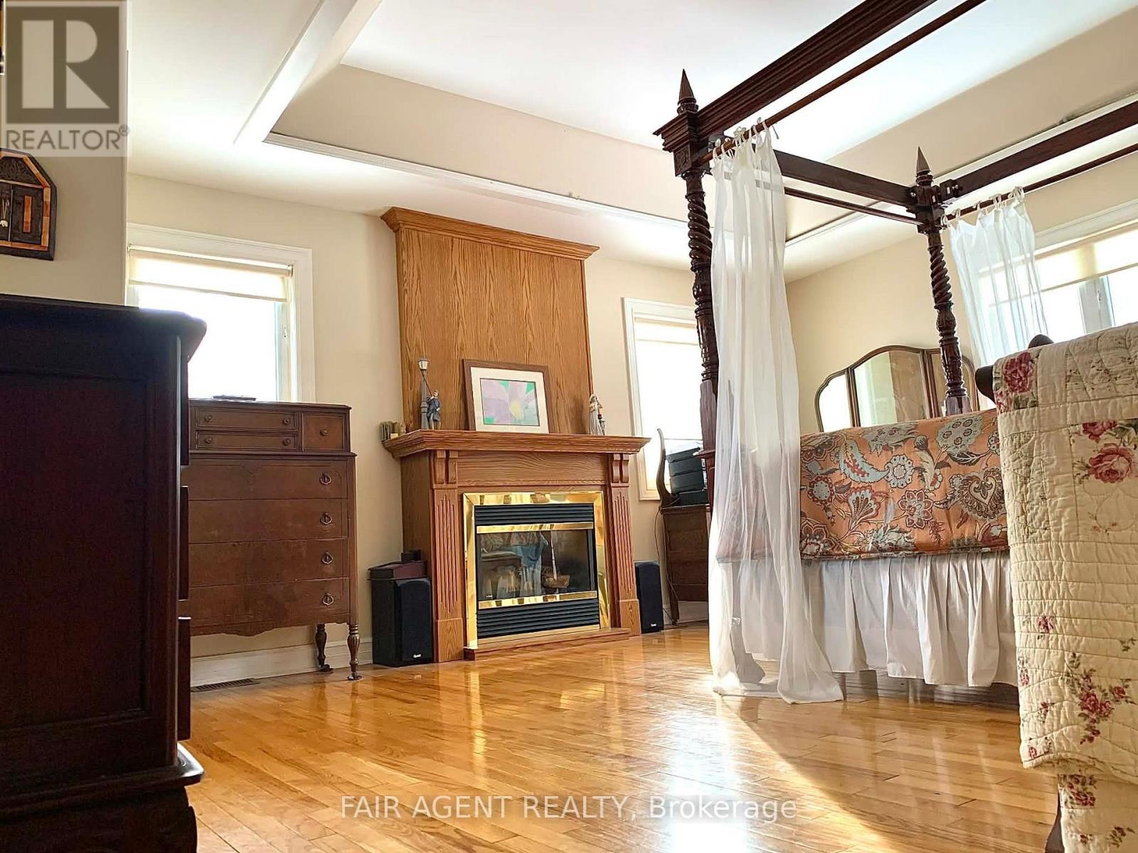 164 BAILLIE AVENUE - 21