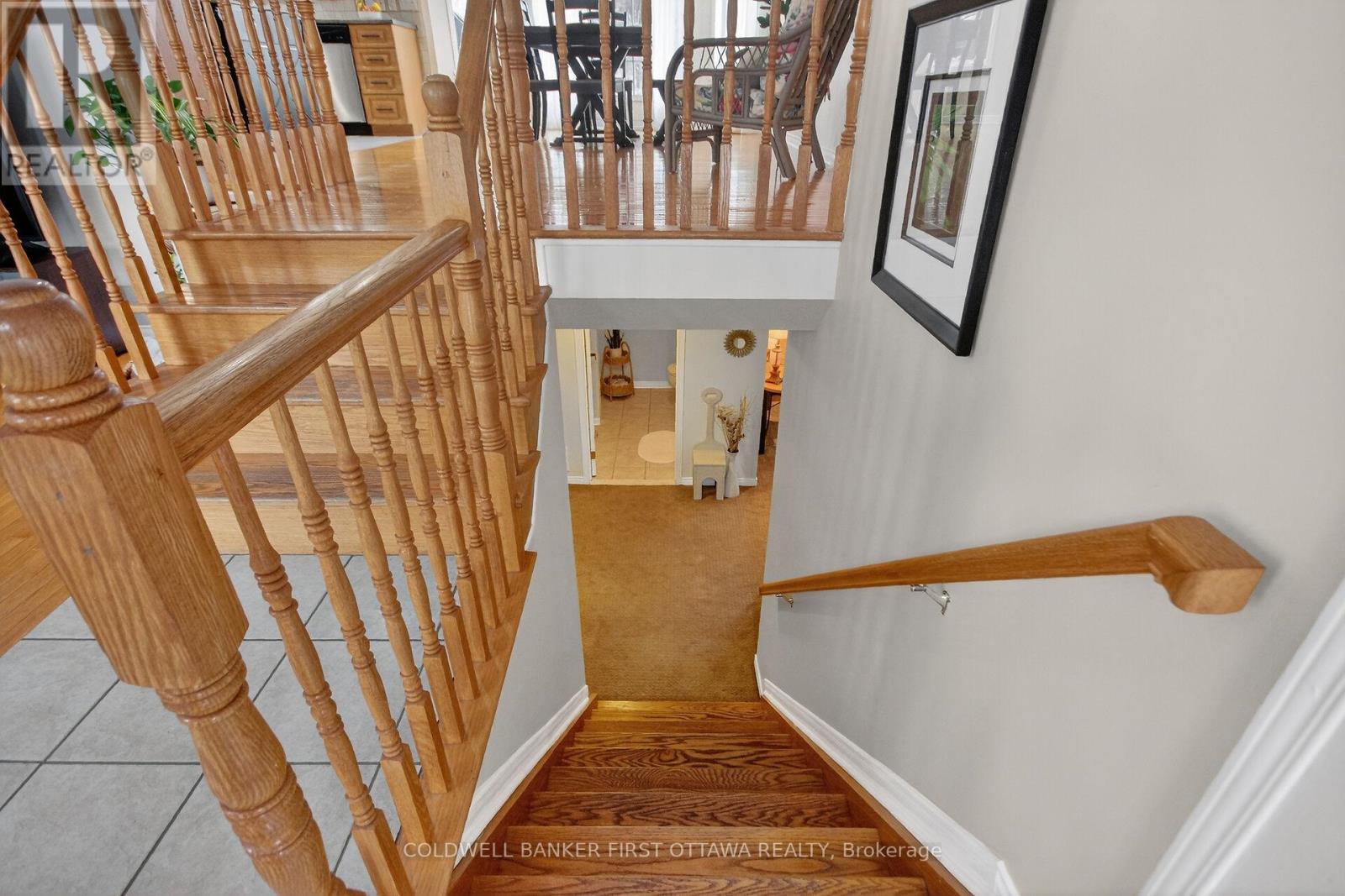stairs from entry to lower level