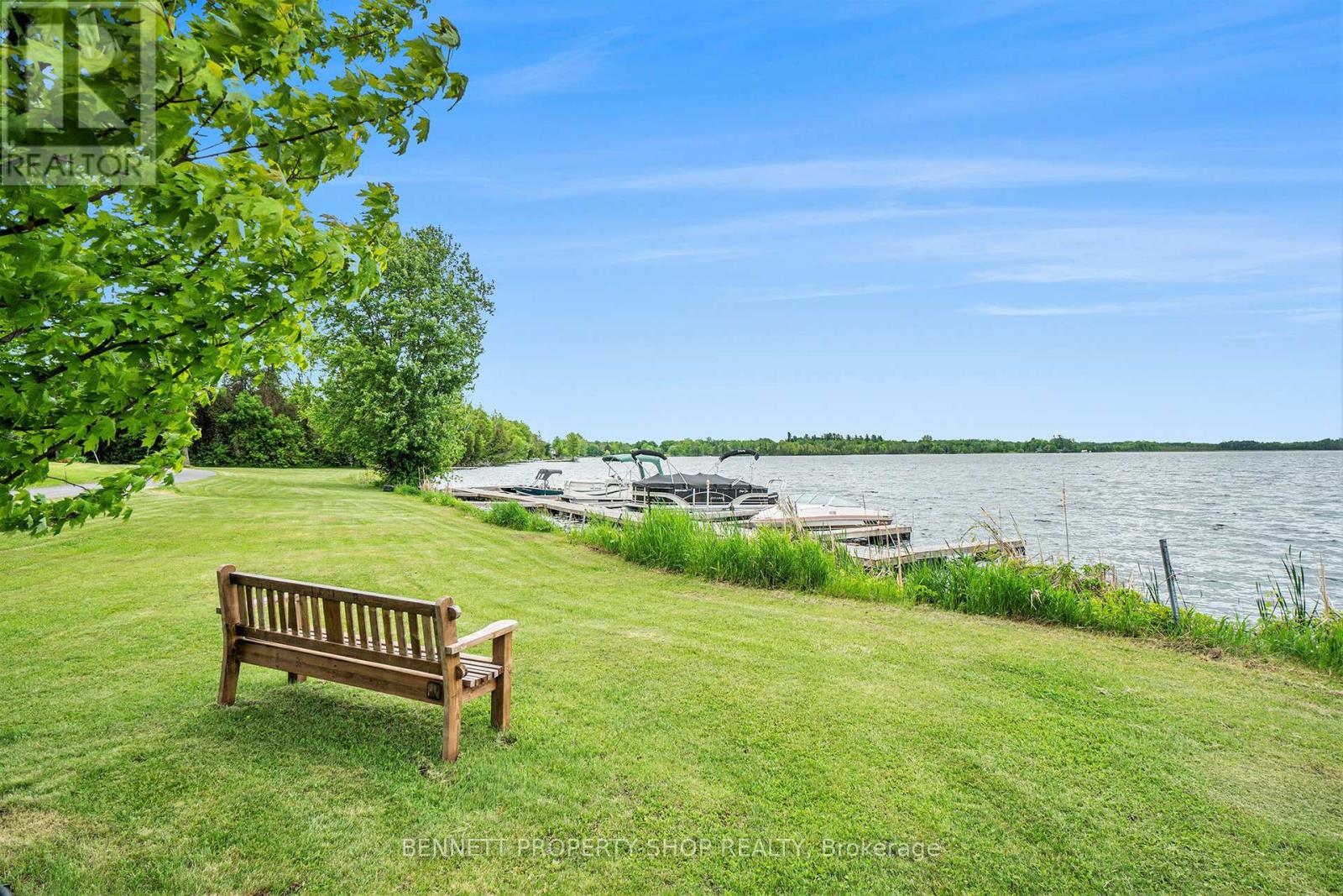 Launch your boat - slips for rent