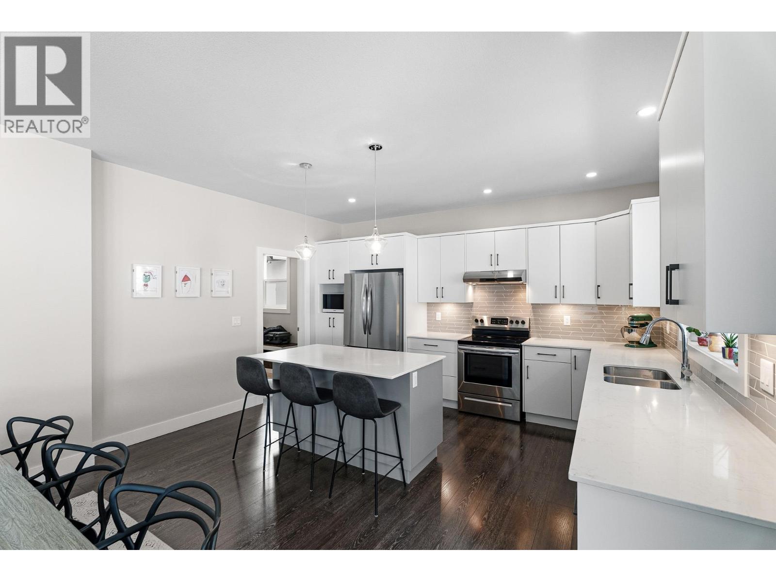 469 EDINBURGH Boulevard, Kamloops