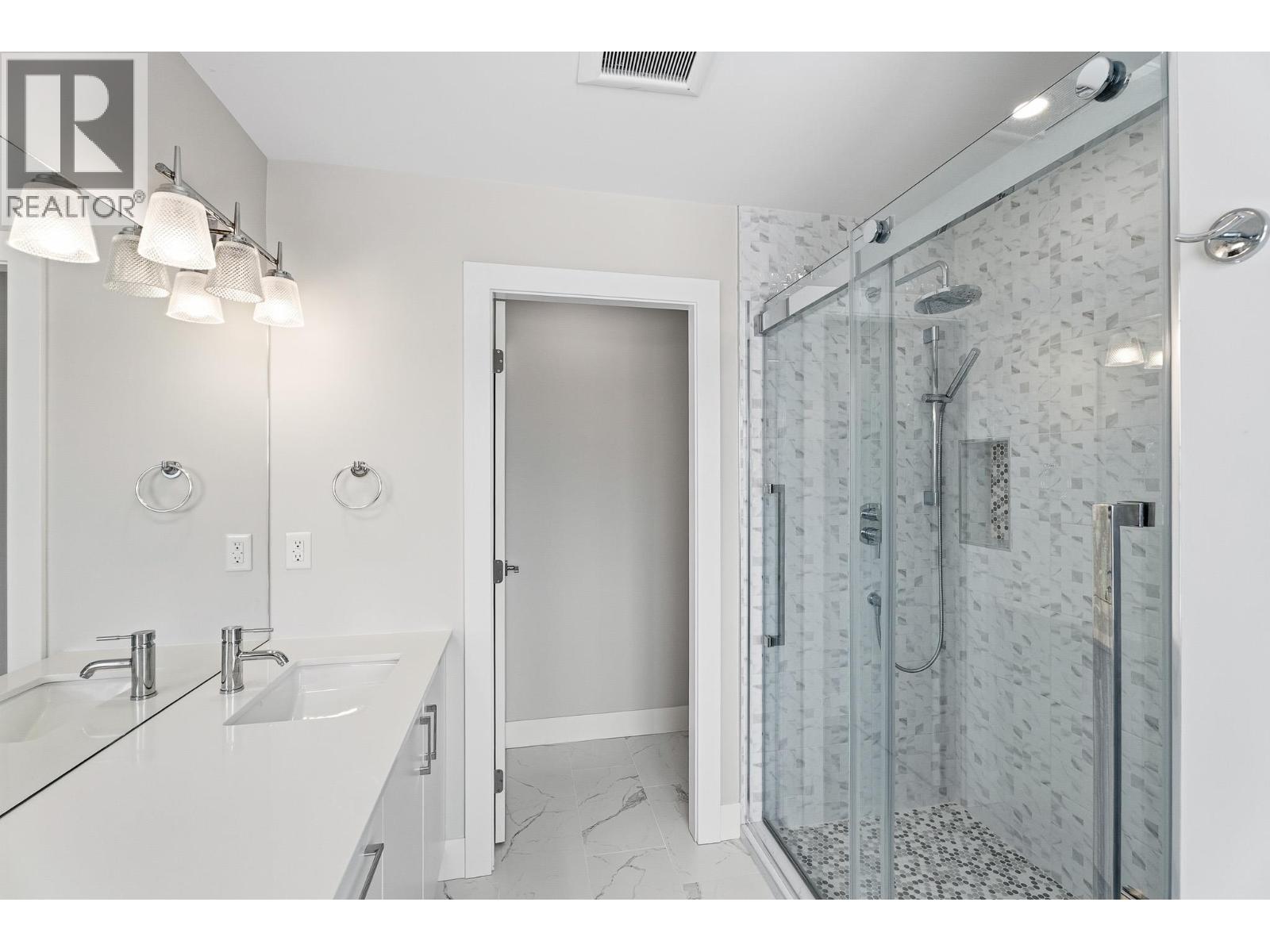 469 EDINBURGH Boulevard, Kamloops