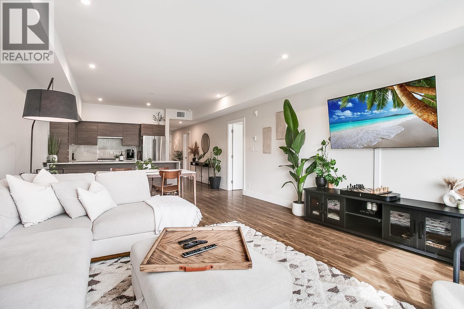 1925 Enterprise Way Unit# 402, Kelowna