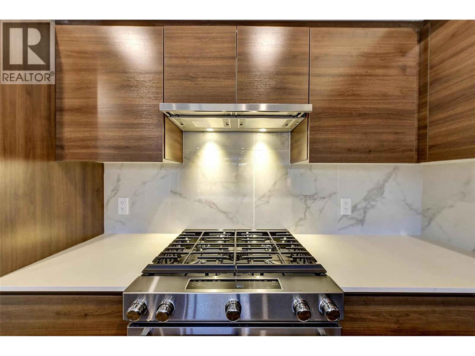 1925 Enterprise Way Unit# 402, Kelowna