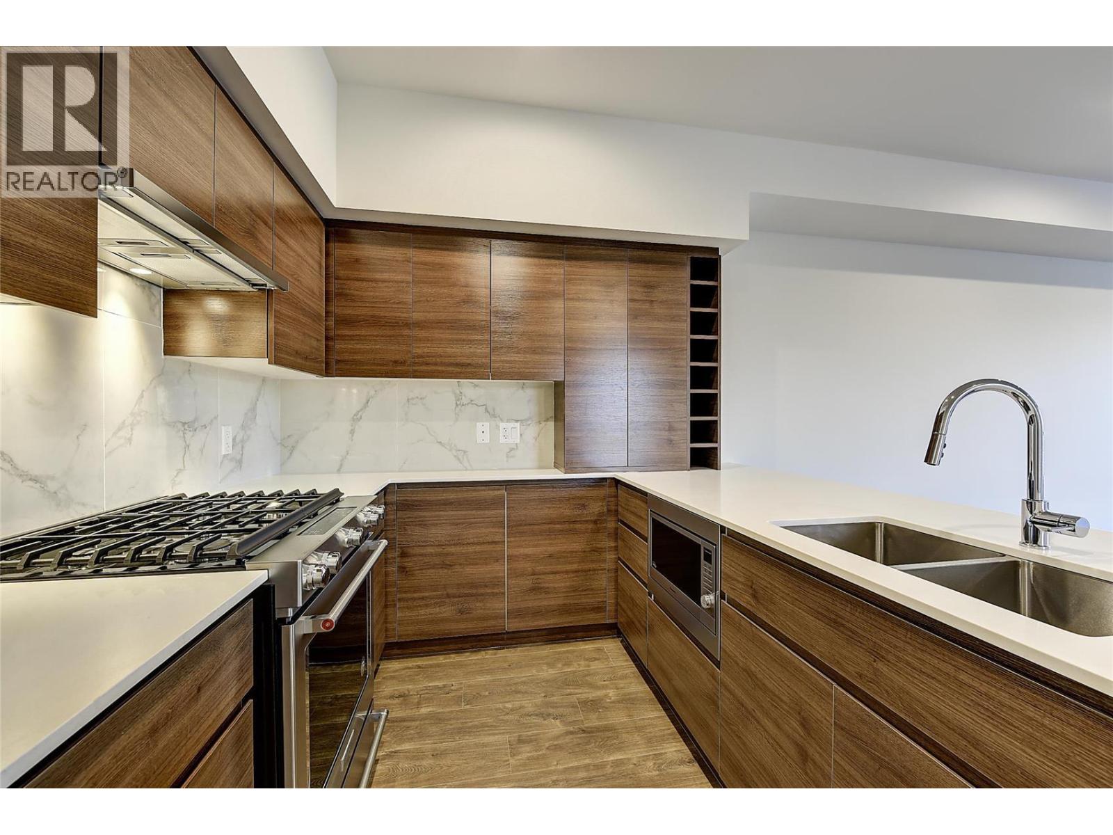 1925 Enterprise Way Unit# 402, Kelowna