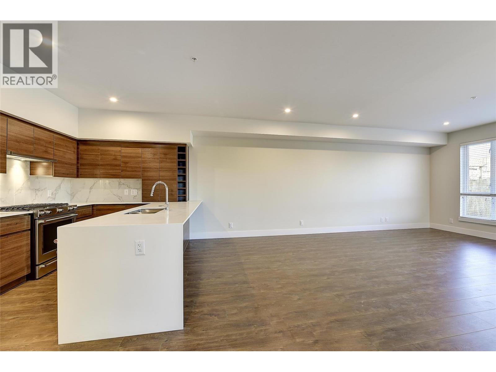 1925 Enterprise Way Unit# 402, Kelowna