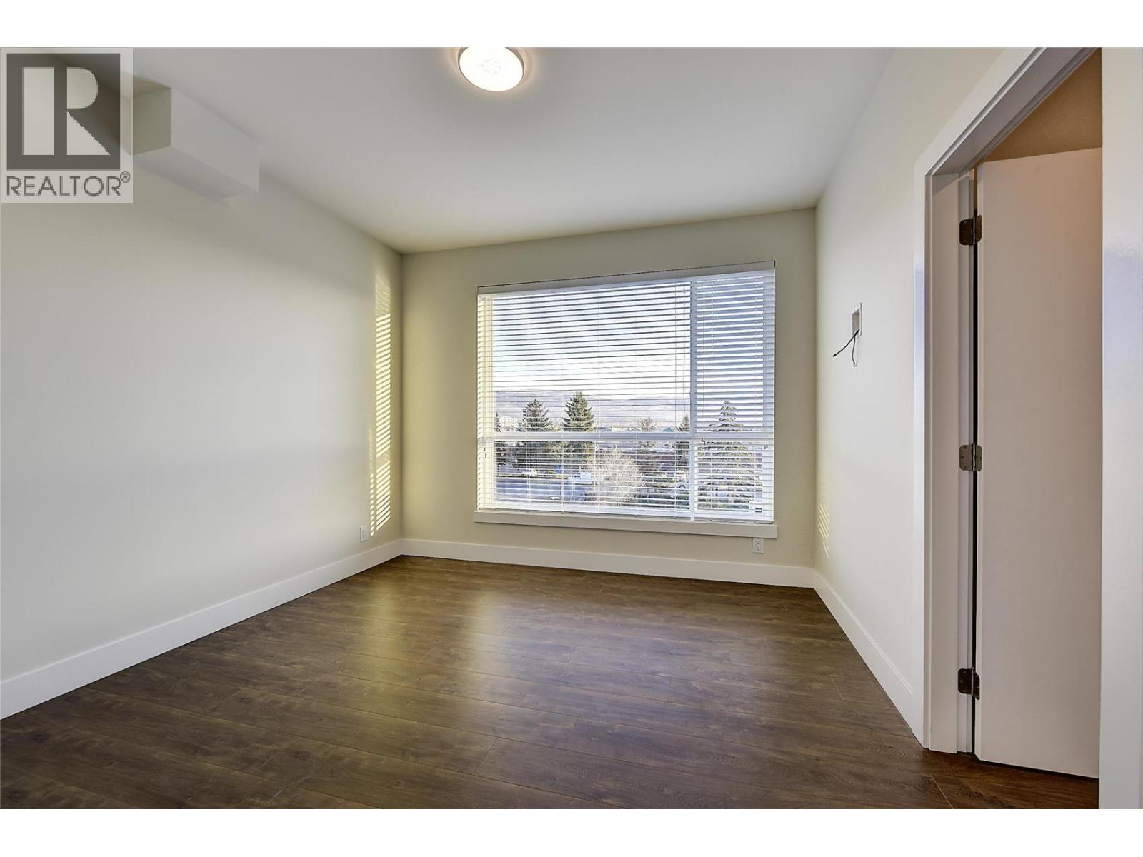 1925 Enterprise Way Unit# 402, Kelowna