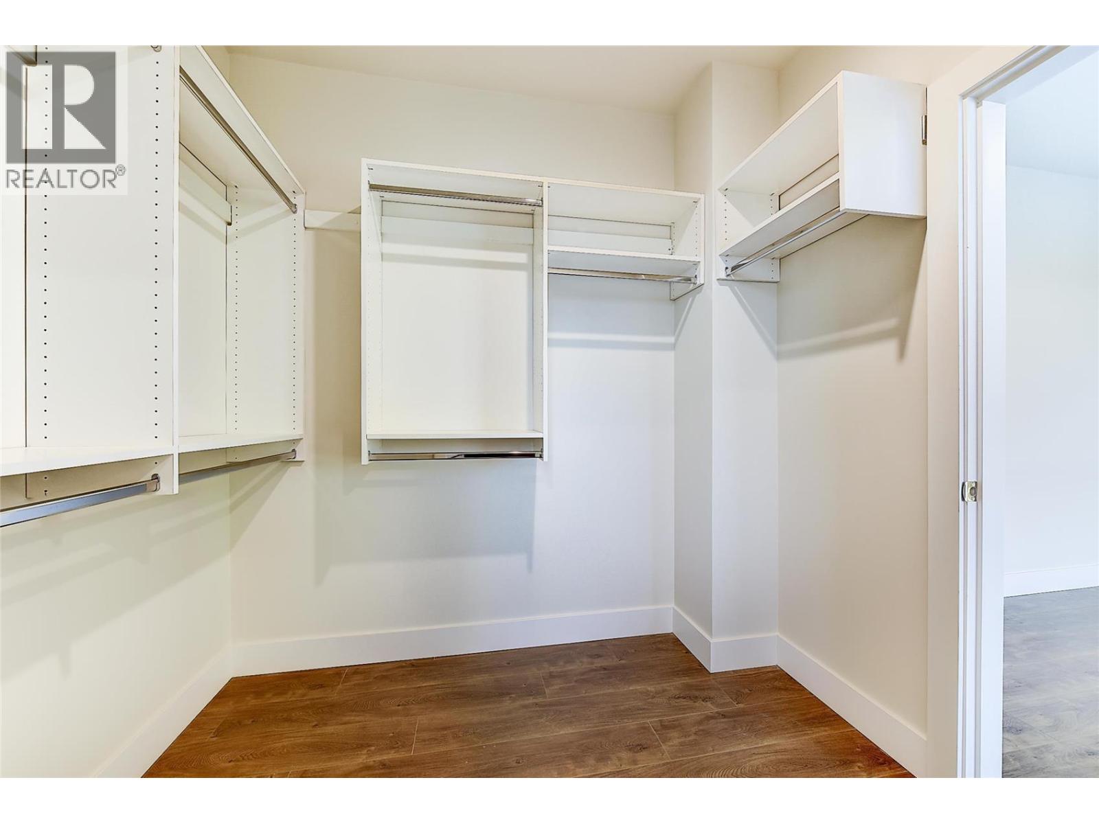 1925 Enterprise Way Unit# 402, Kelowna