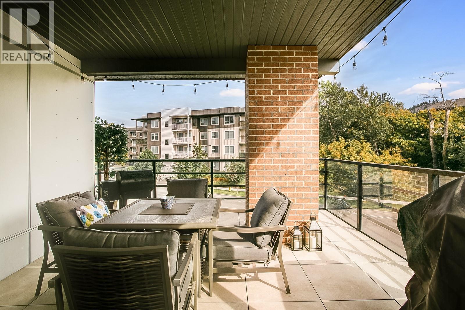 1925 Enterprise Way Unit# 402, Kelowna