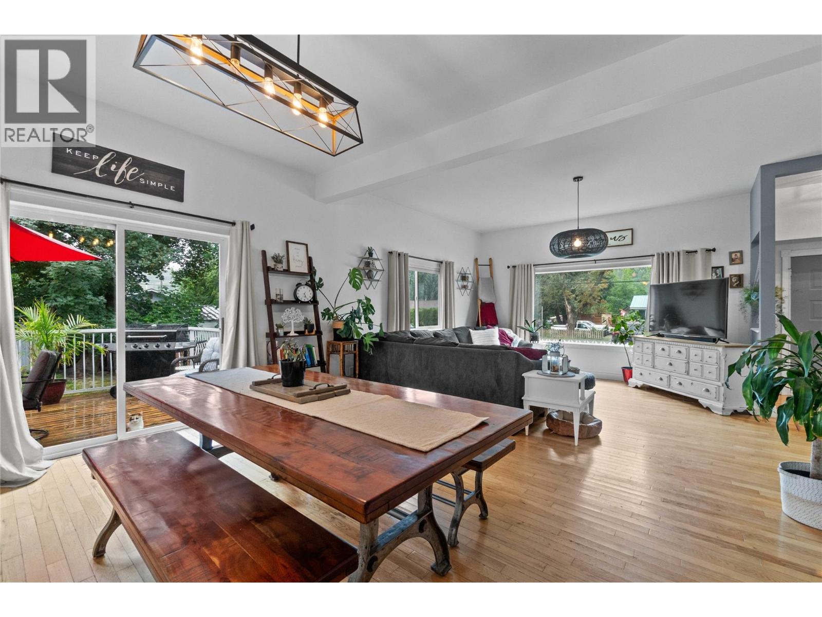 1207 George Street, Enderby