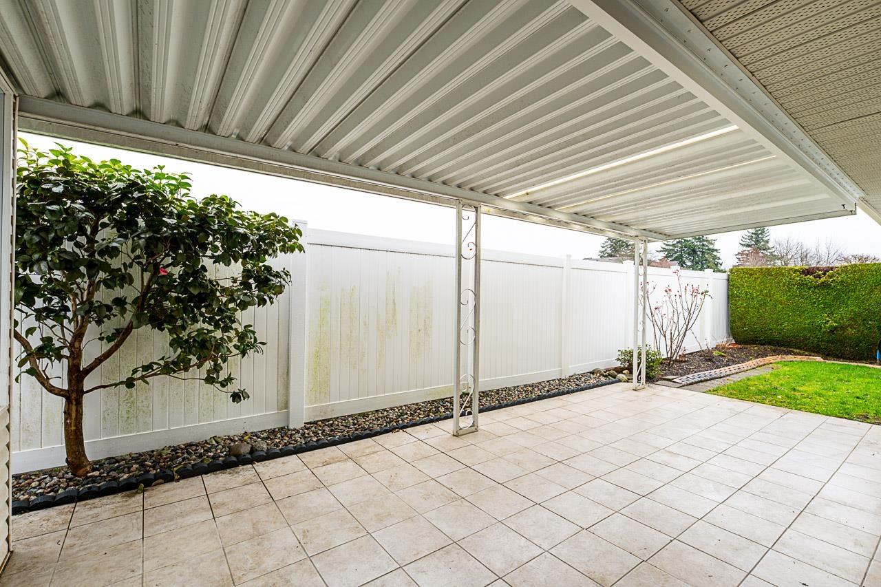 8 9102 HAZEL STREET, Chilliwack Proper East, Chilliwack