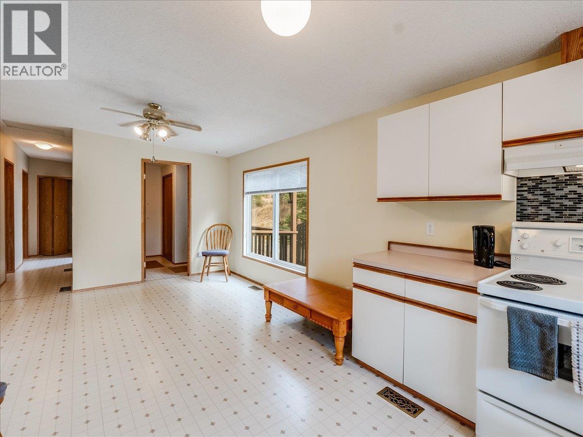 1956 SOUKOROFF Road, Pass Creek