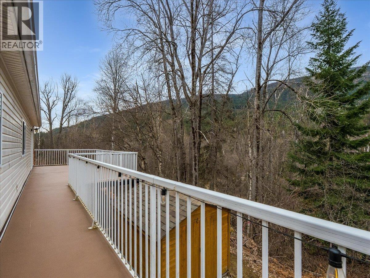 1956 SOUKOROFF Road, Pass Creek