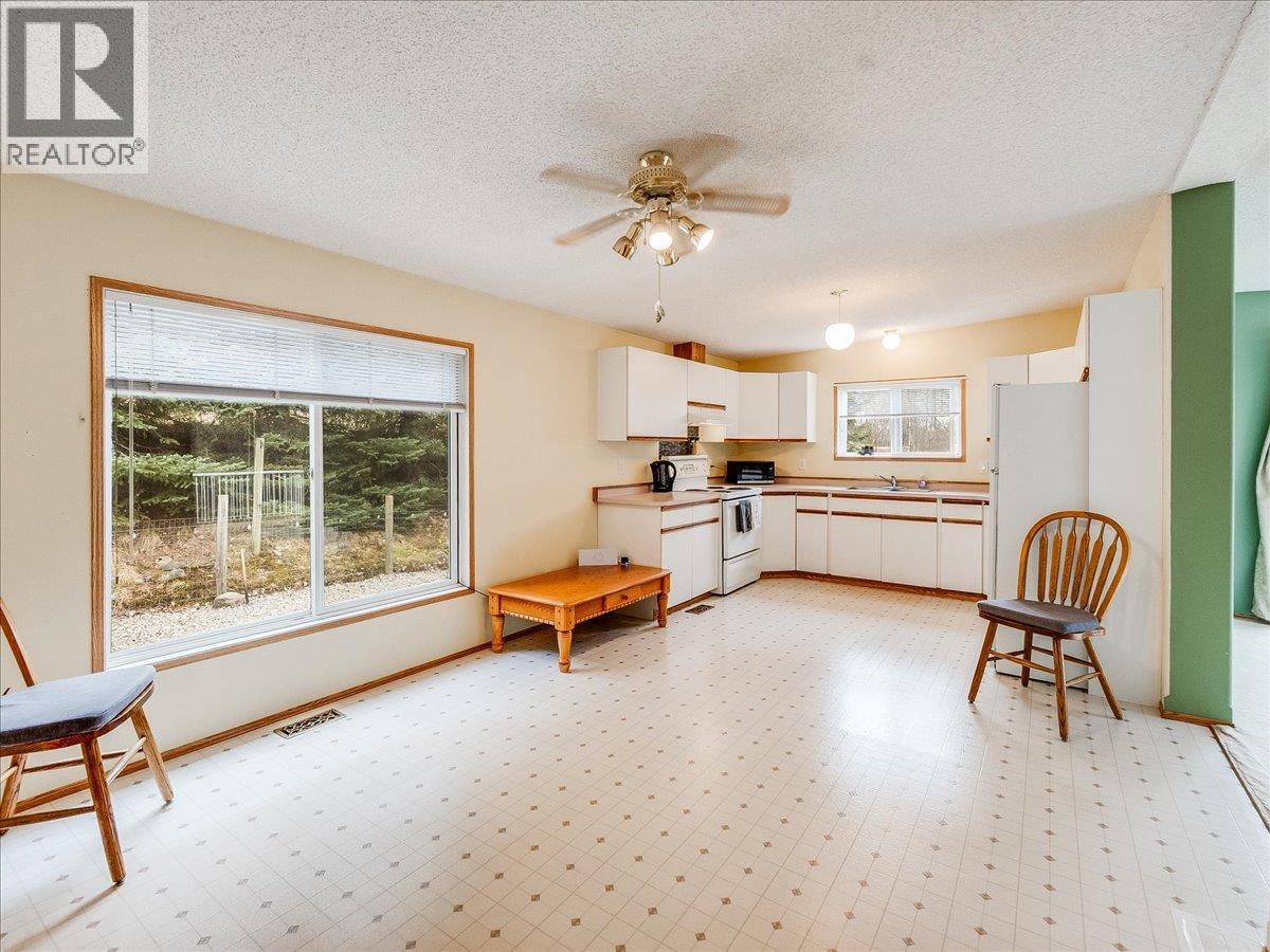 1956 SOUKOROFF Road, Pass Creek