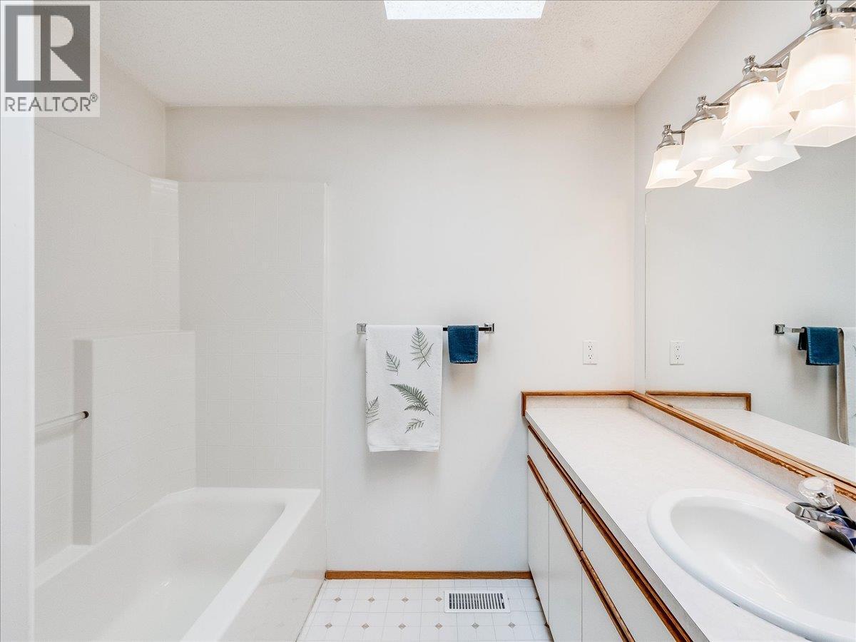 1956 SOUKOROFF Road, Pass Creek