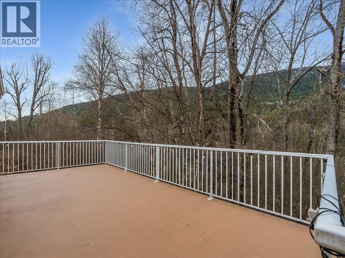 1956 SOUKOROFF Road, Pass Creek