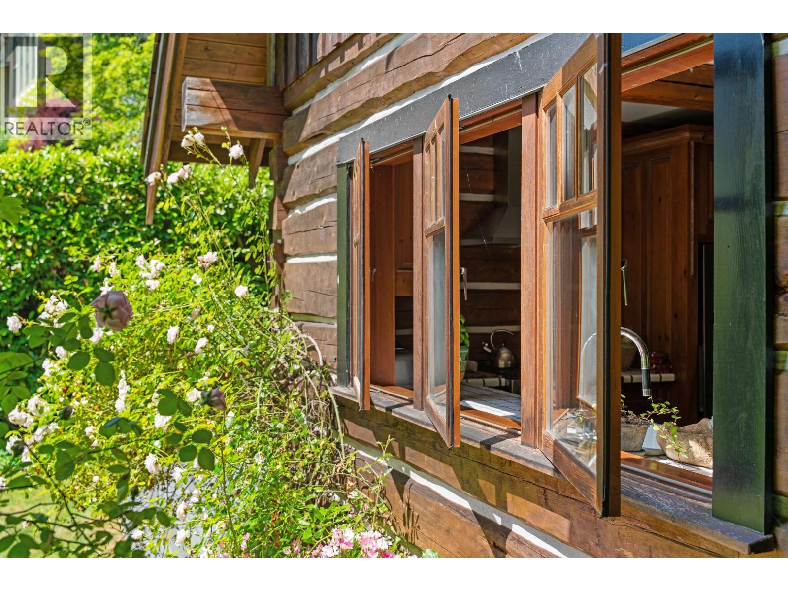 5851 EAGLE ISLAND, West Vancouver