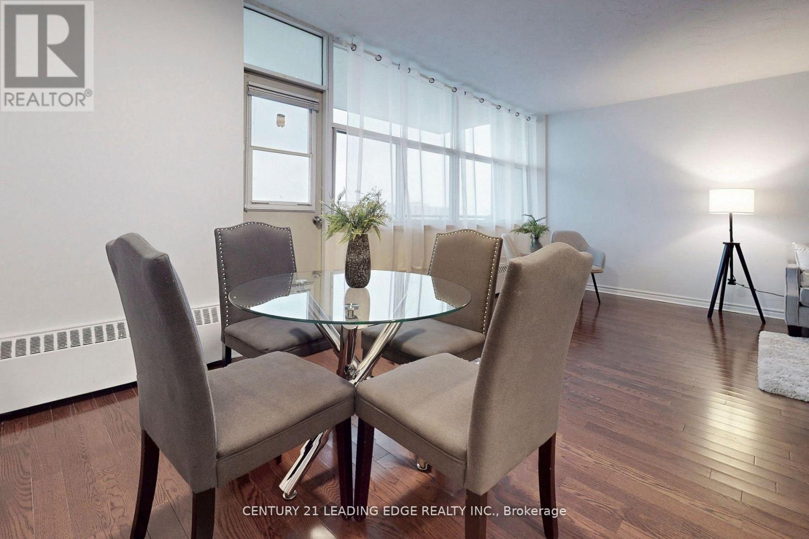#1005 2245 EGLINTON AVENUE E - 17