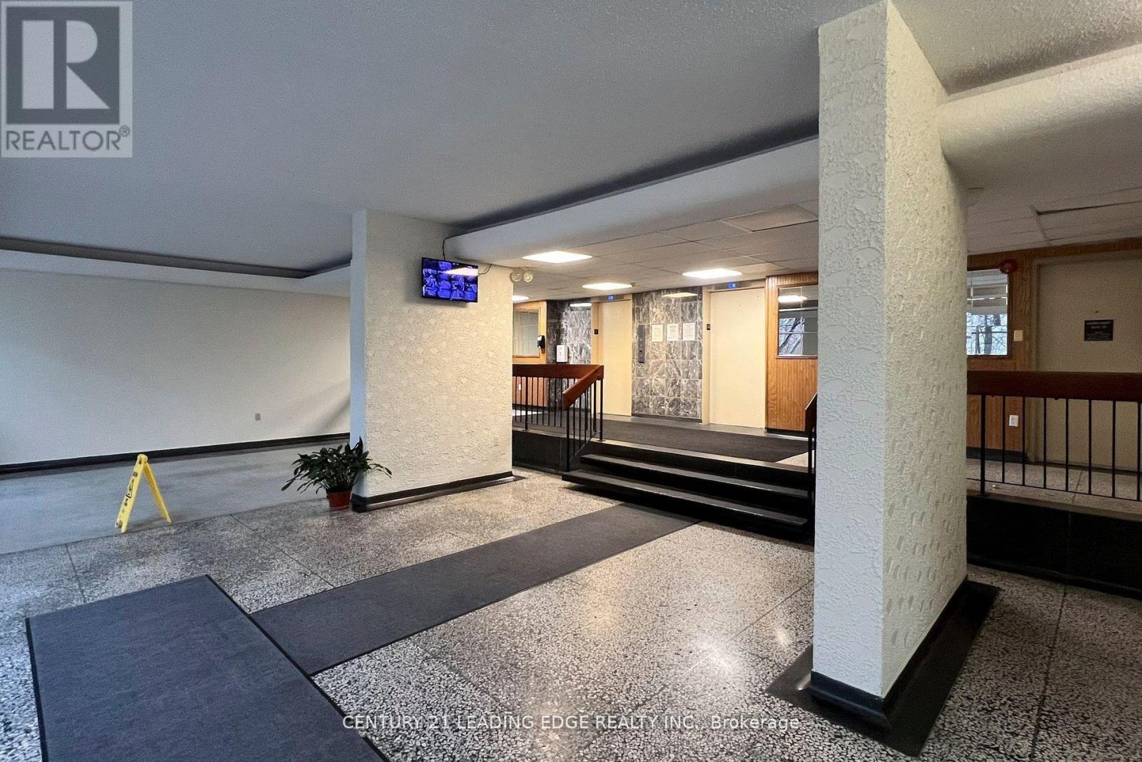 #1005 2245 EGLINTON AVENUE E - 5