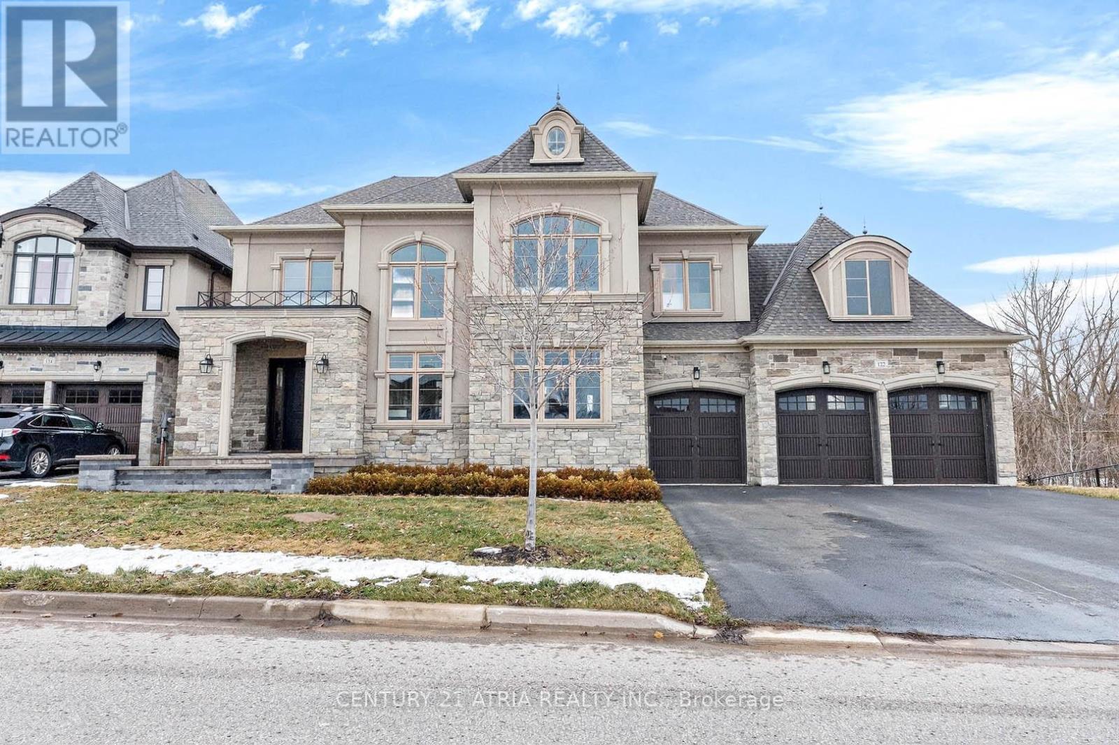 Listing photo of 122 BURNS BOULEVARD